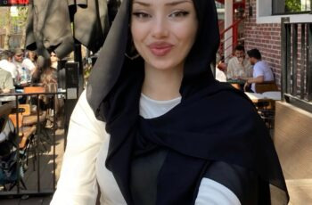 İzmir Foça Seksi Escort Bayan Rabia